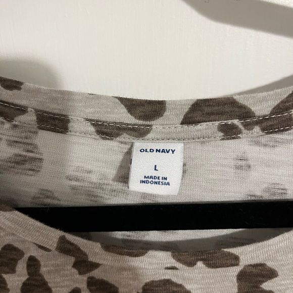 Old Navy Cheetah Print Classic T Shirt Dress - Picture 7 of 8